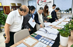 多部分结合督查 建牢学生食物平安防地——我县